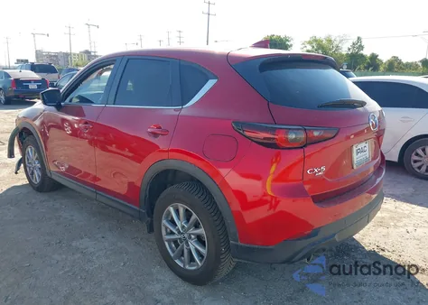 2022 Mazda Cx-5 2.5 S Preferred z USA, uszkodzony, nr VIN JM3KFBCM8N1581371